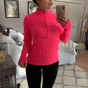 Quarter zip athletic pull-over